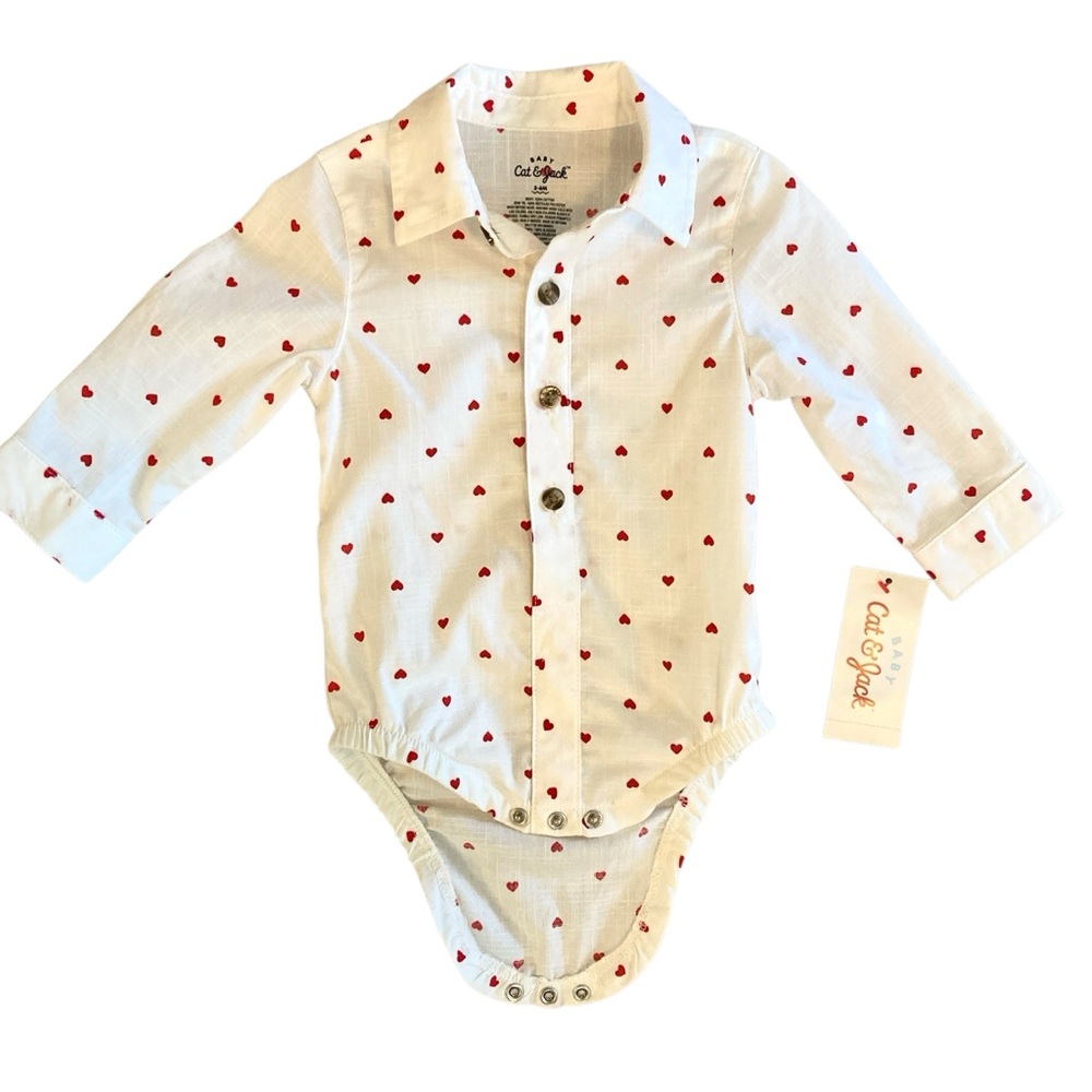 Cat & Jack Boy's Red White Hearts Button-Up Bodysuit NWT Size 6-9 Months